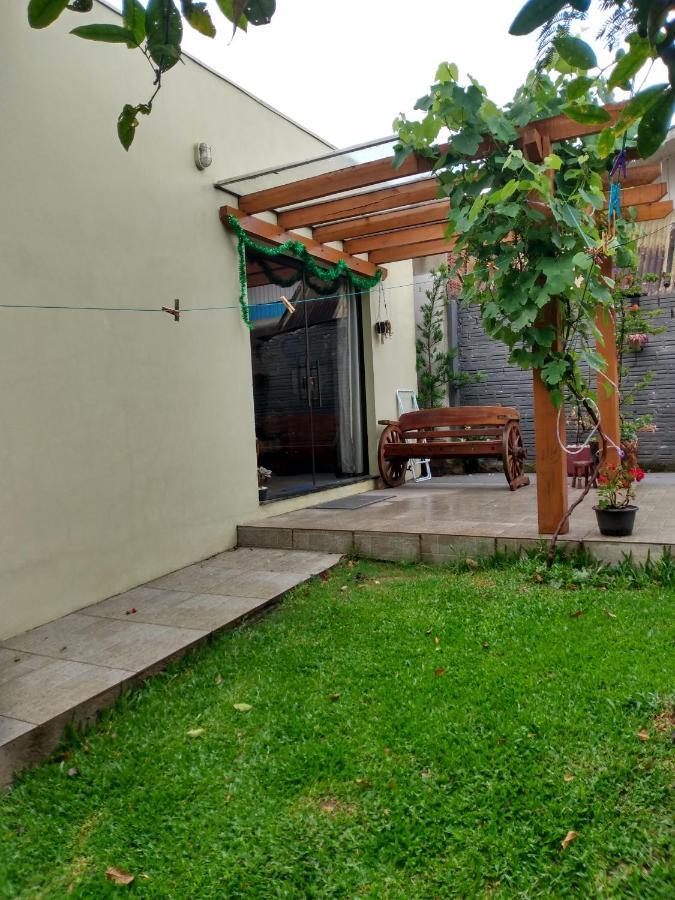 Casa Aconchegante Ou Suites Privativas Canela Bagian luar foto