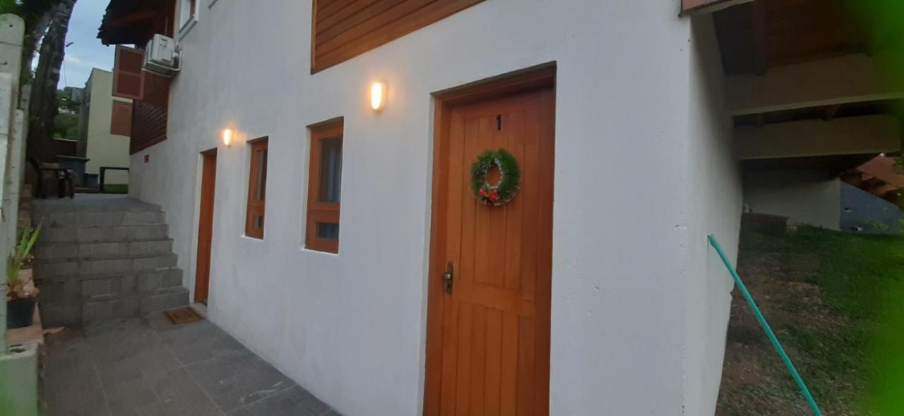 Casa Aconchegante Ou Suites Privativas Canela Ruang foto