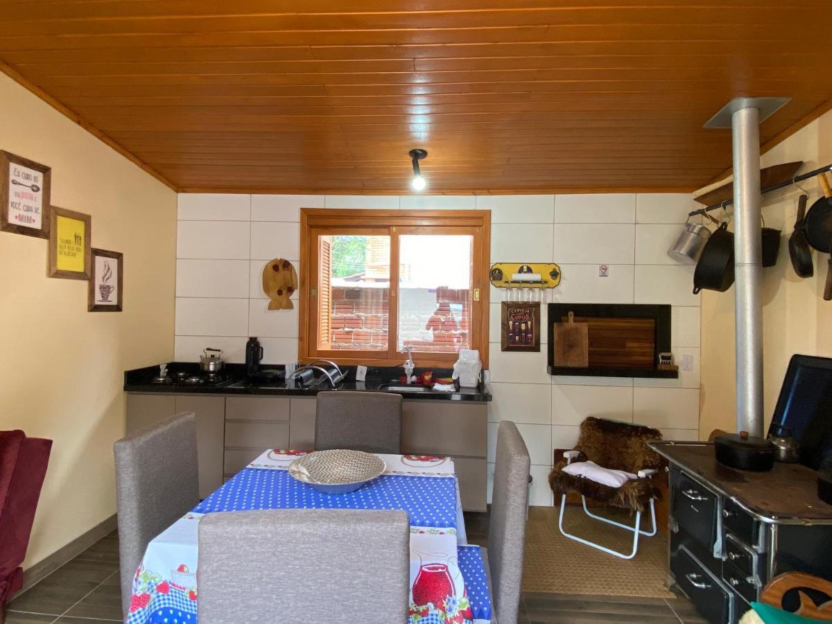 Casa Aconchegante Ou Suites Privativas Canela Bagian luar foto