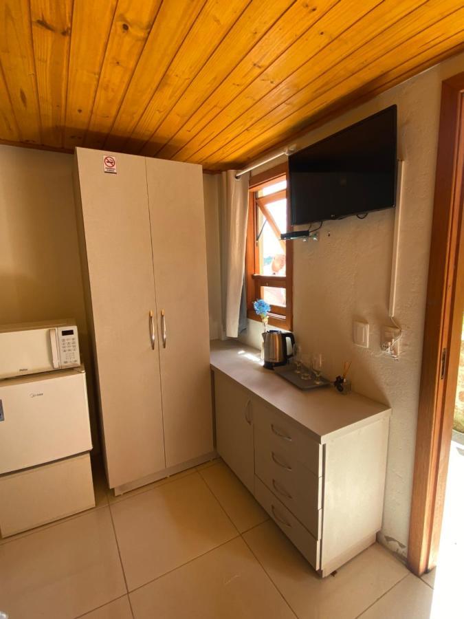Casa Aconchegante Ou Suites Privativas Canela Bagian luar foto